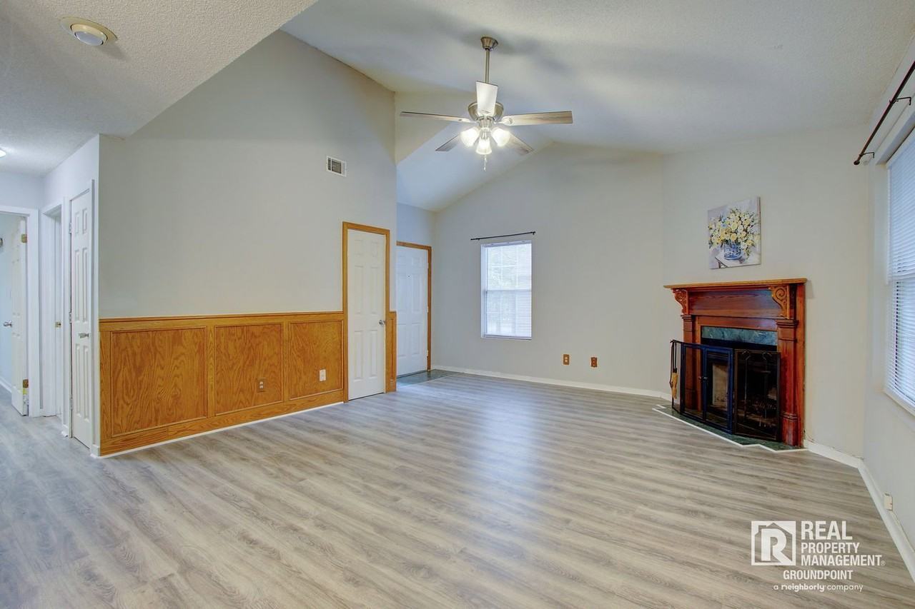 7945 Parklane Ct #905E - Photo 7 of 19