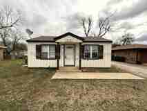 418 S Main - Photo 1 of 1