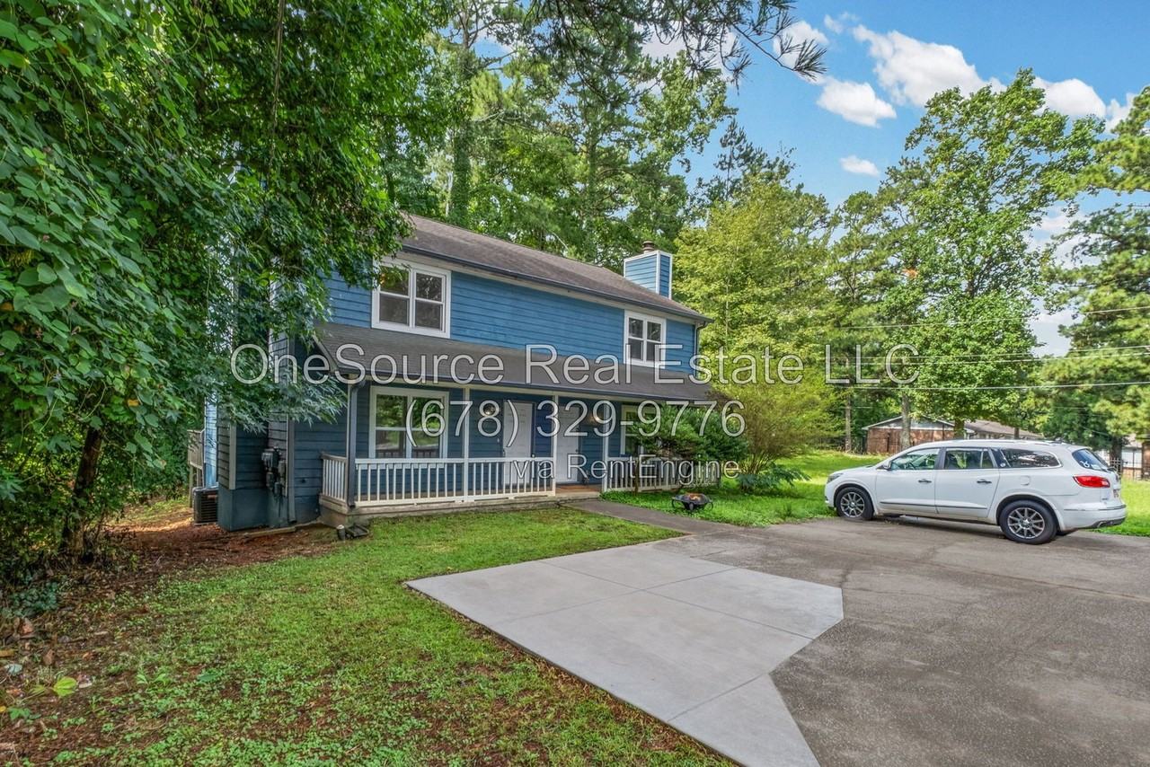 2961 Lakemont Dr Sw - Photo 3 of 27