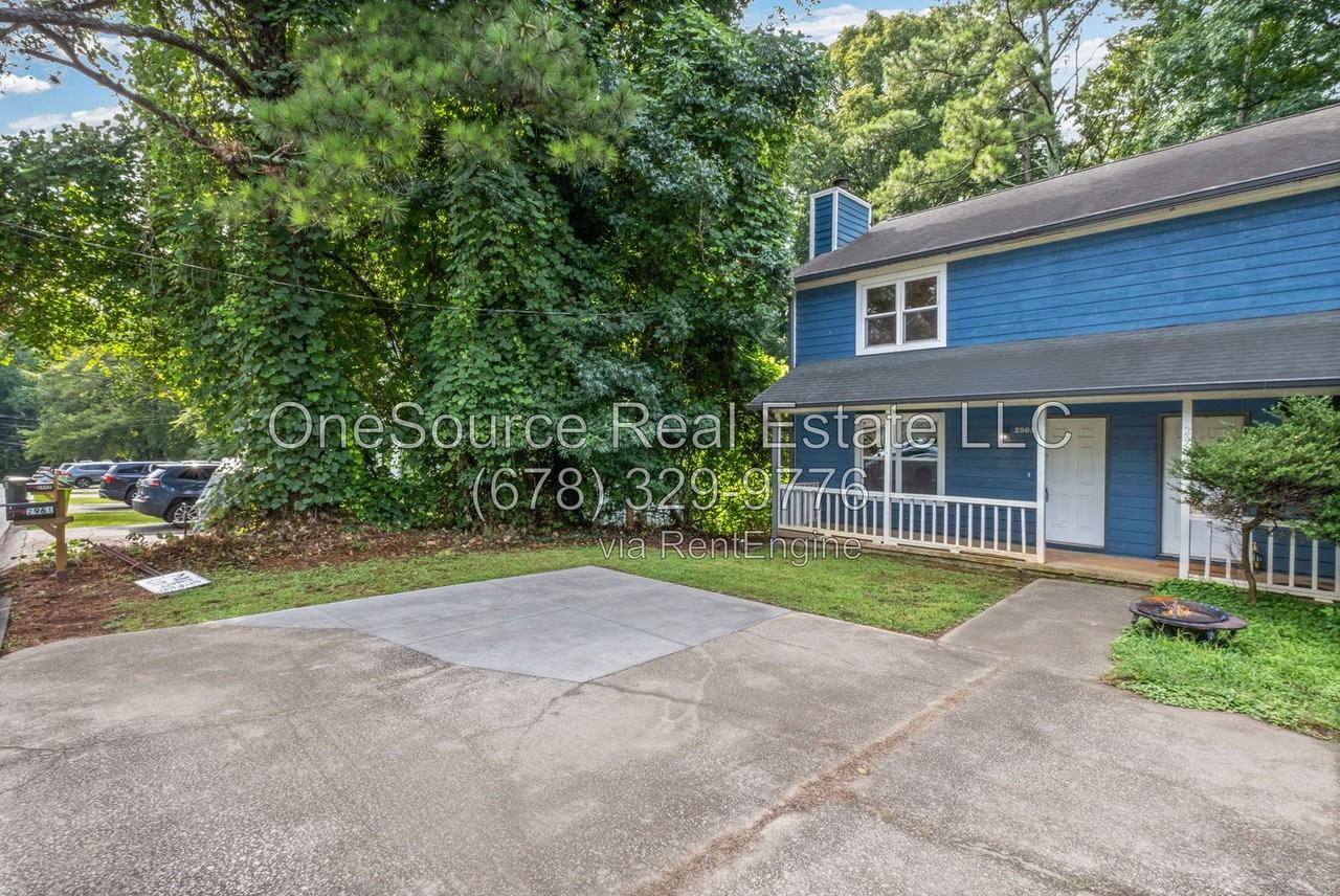 2961 Lakemont Dr Sw - Photo 4 of 27