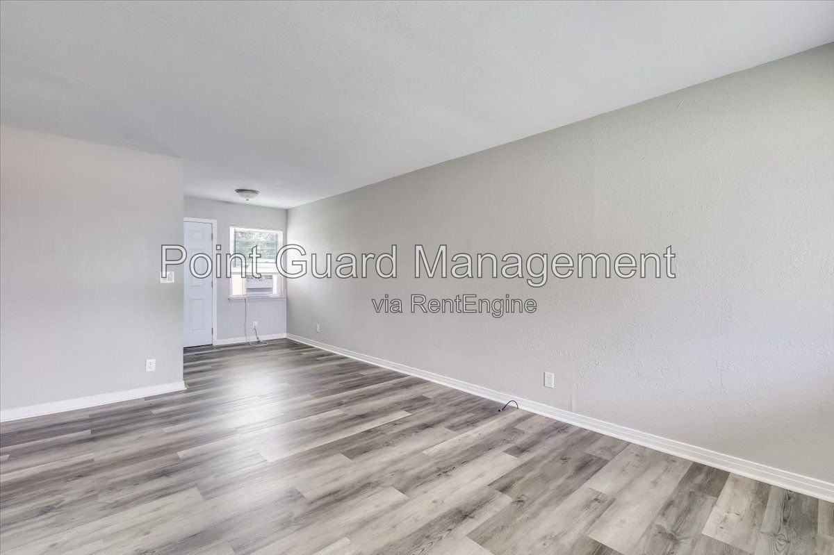 629 S Hunter St - Photo 2 of 19