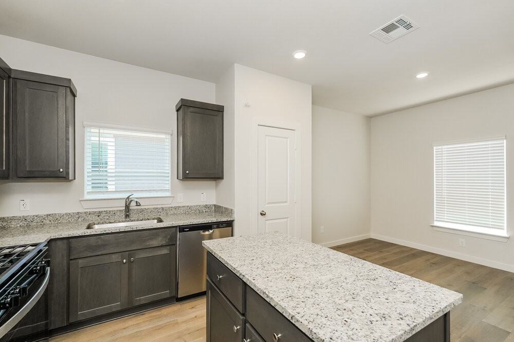 1308 Talton Ave - Photo 6 of 16
