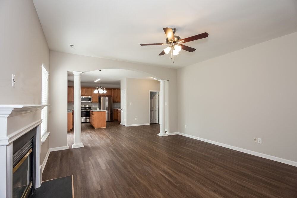 2910 Oakdale Pasture Dr - Photo 5 of 17