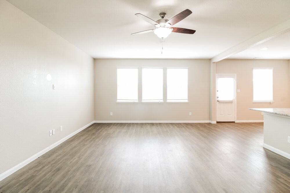 18739 Cooper Ravine Way - Photo 6 of 17