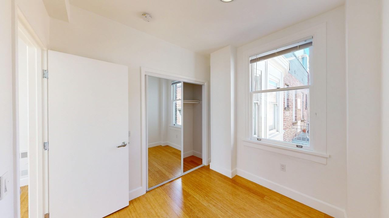 540 Leavenworth Street - Photo 6 of 50