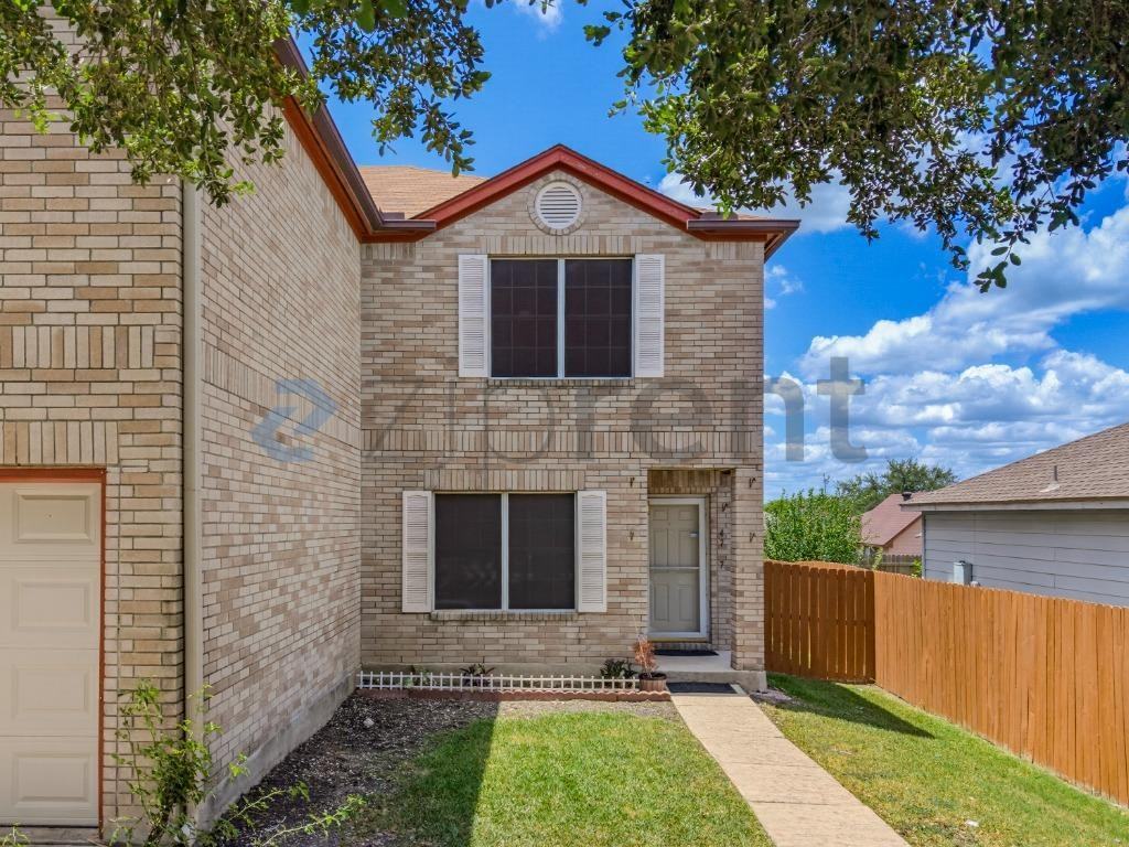 4707 Rosemarys Farm - Photo 4 of 32