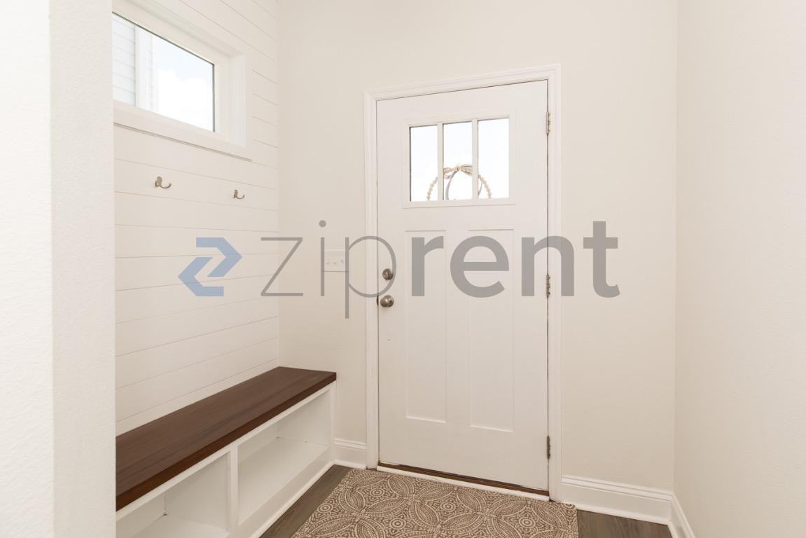 1402 Landon Hills Dr - Photo 5 of 20