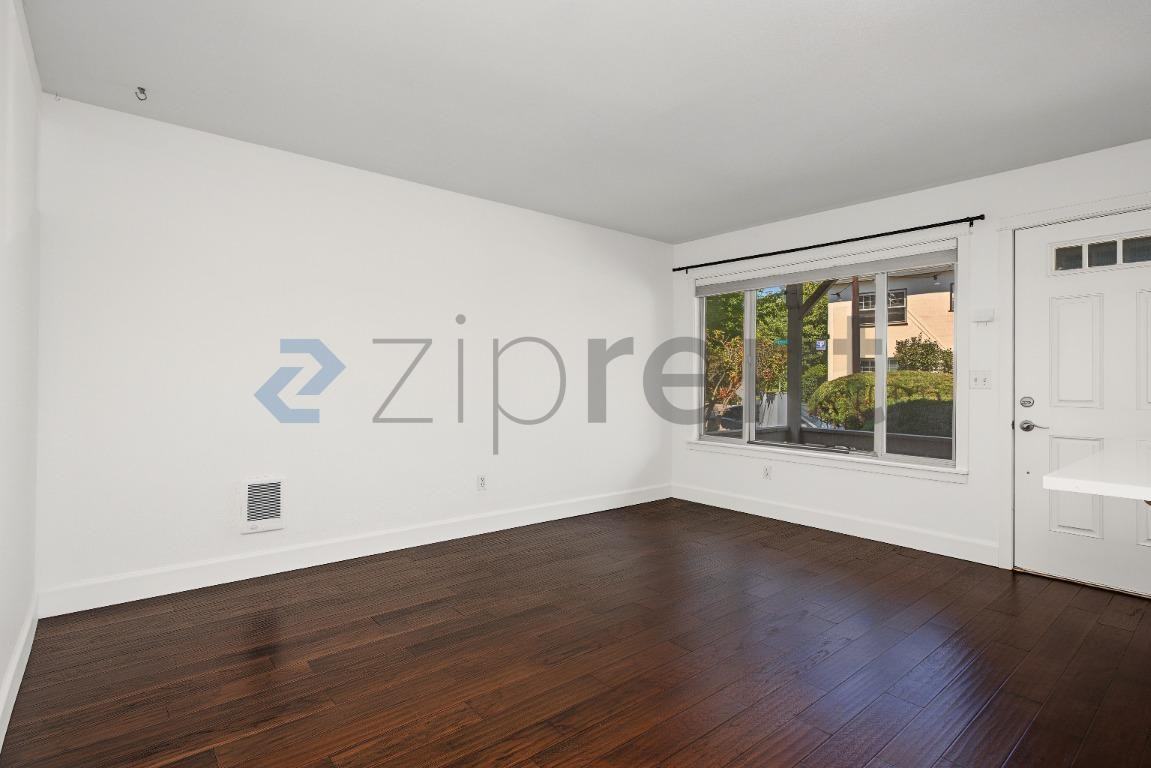 2478 Nw Savier St #5 - Photo 7 of 15