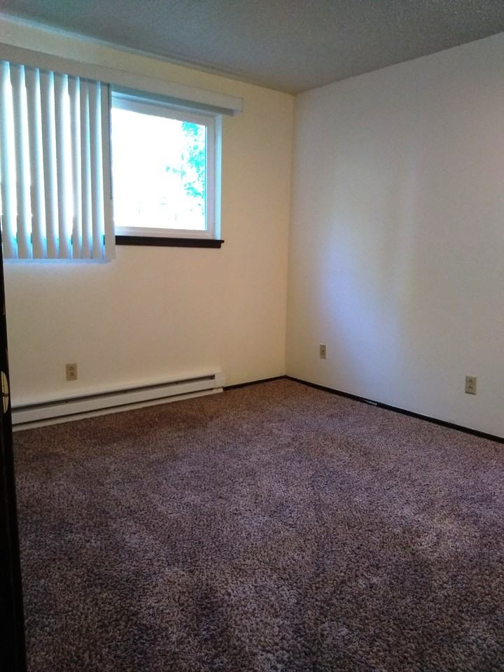 2229 Hawthorne Street - Photo 5 of 6