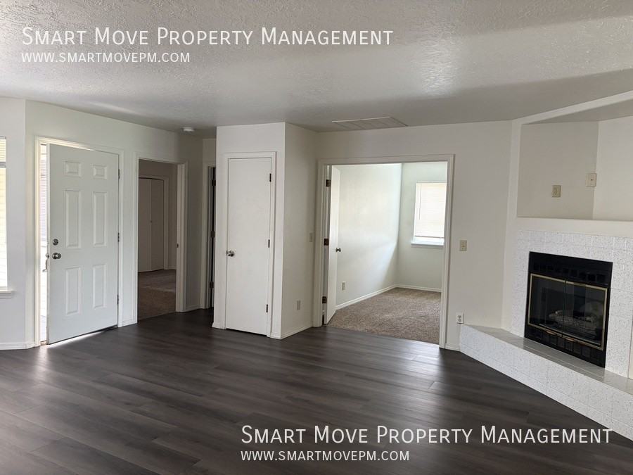 973 E Blue Heron St - Photo 7 of 32