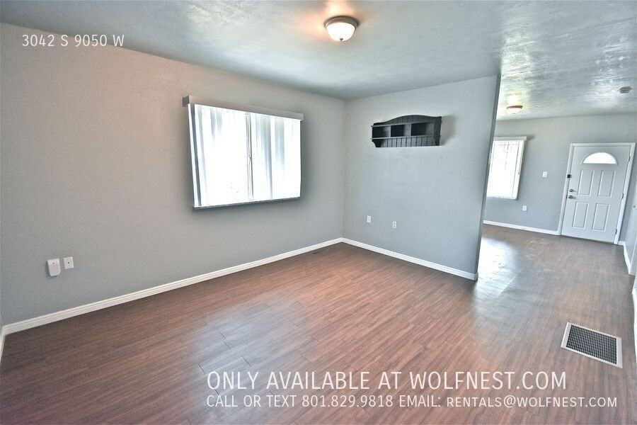 3042 S 9050 W - Photo 5 of 22