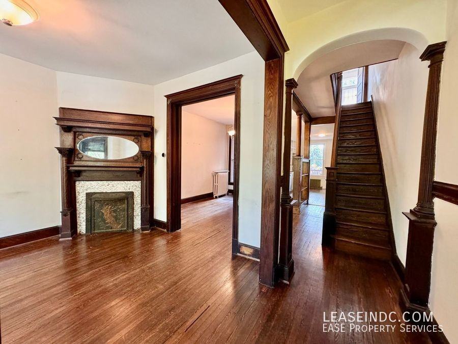 128 Adams St Nw - Photo 2 of 37