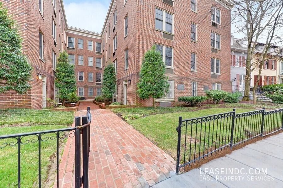 2410 20th St Nw #6 - Photo 3 of 21