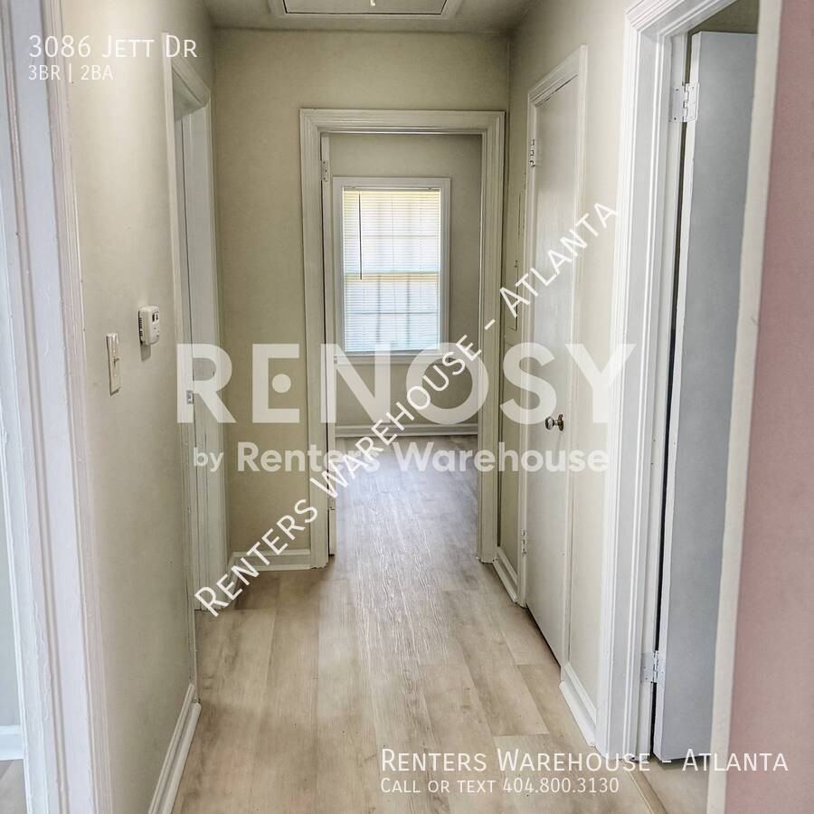 3086 Jett Dr - Photo 3 of 24