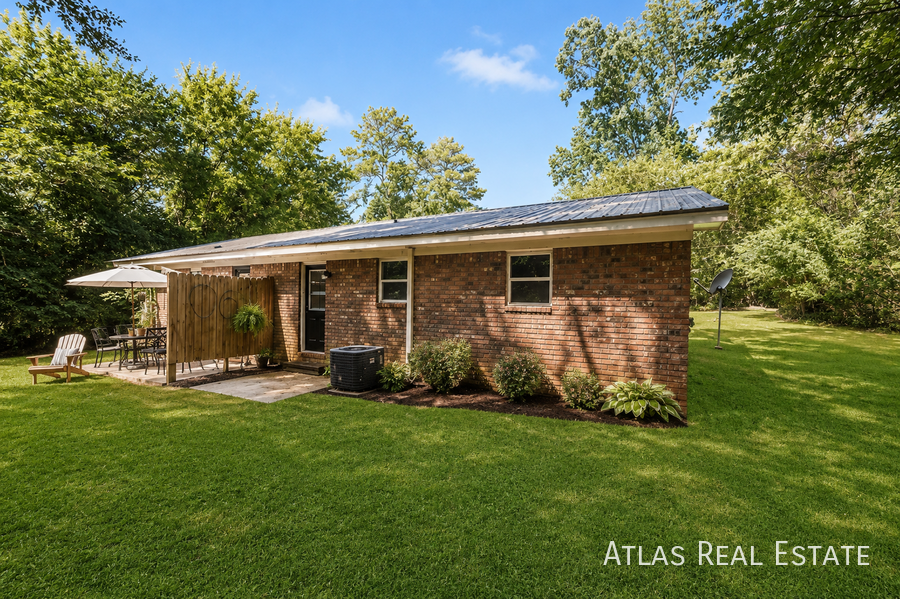 Lexington Heights - Photo 7 of 9
