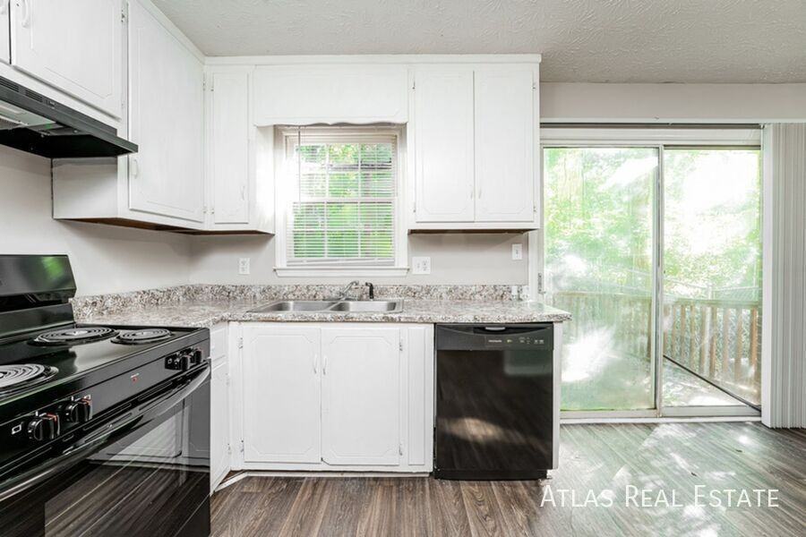 Highland Park - Photo 6 of 50