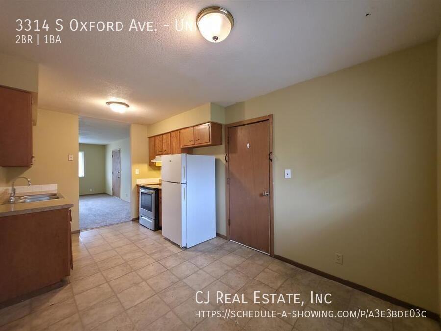 3314 S Oxford Ave #D - Photo 6 of 9