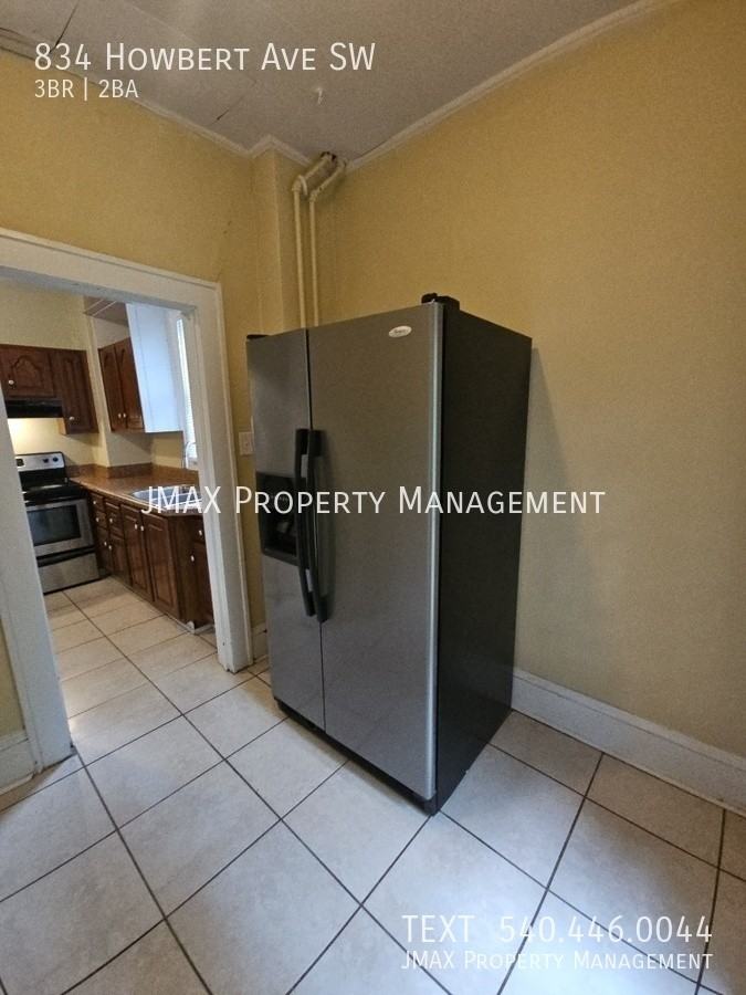 834 Howbert Ave Sw - Photo 2 of 13