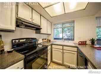 10819 Ne 37th Pl #331 - Photo 2 of 26