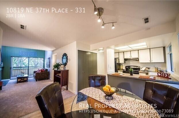10819 Ne 37th Pl #331 - Photo 7 of 26