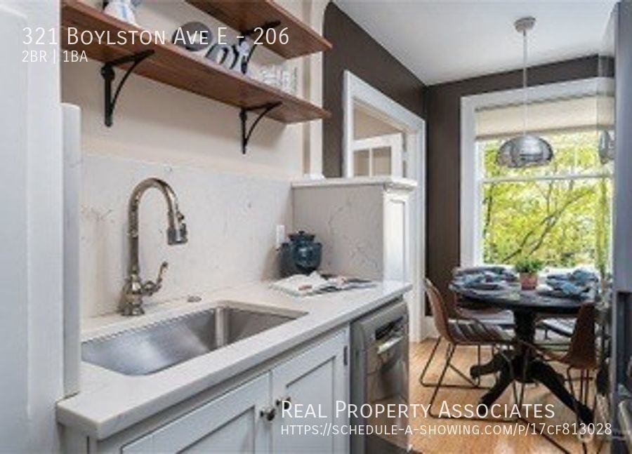 321 Boylston Ave E #206 - Photo 4 of 21