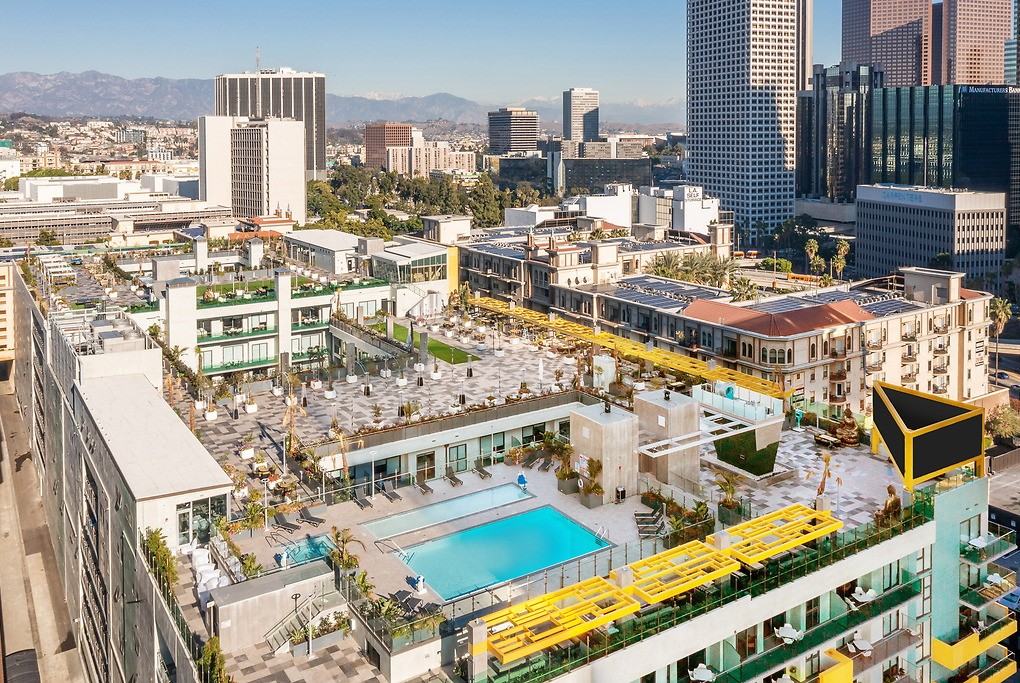 Skylux on Wilshire - Photo 2 of 50