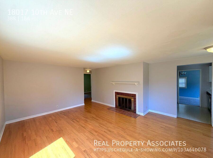 18017 10th Ave Ne - Photo 2 of 15