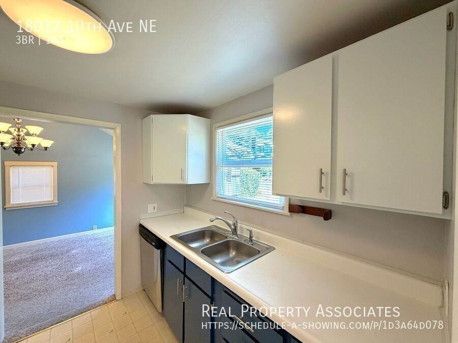 18017 10th Ave Ne - Photo 6 of 15