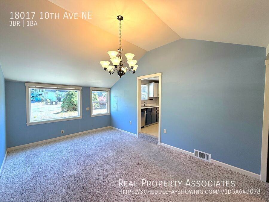 18017 10th Ave Ne - Photo 7 of 15