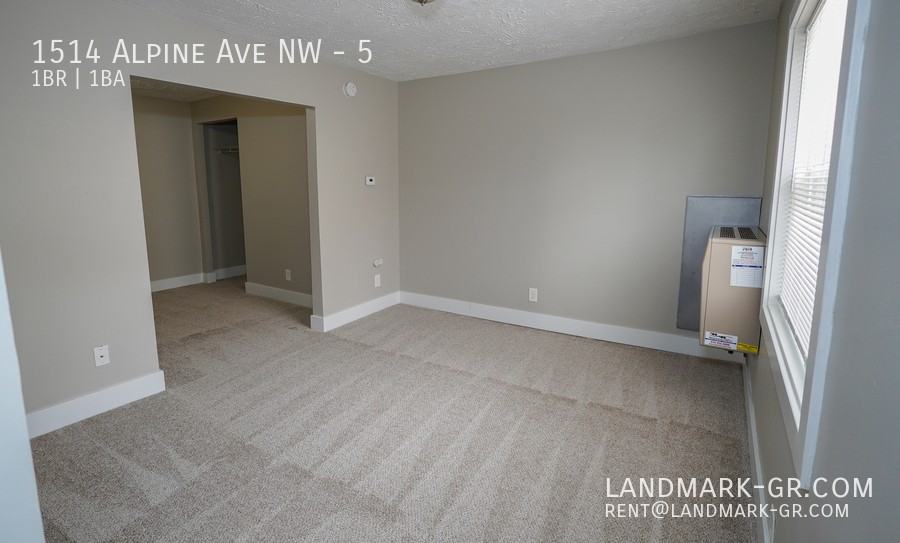 1514 Alpine Ave Nw #5 - Photo 3 of 13