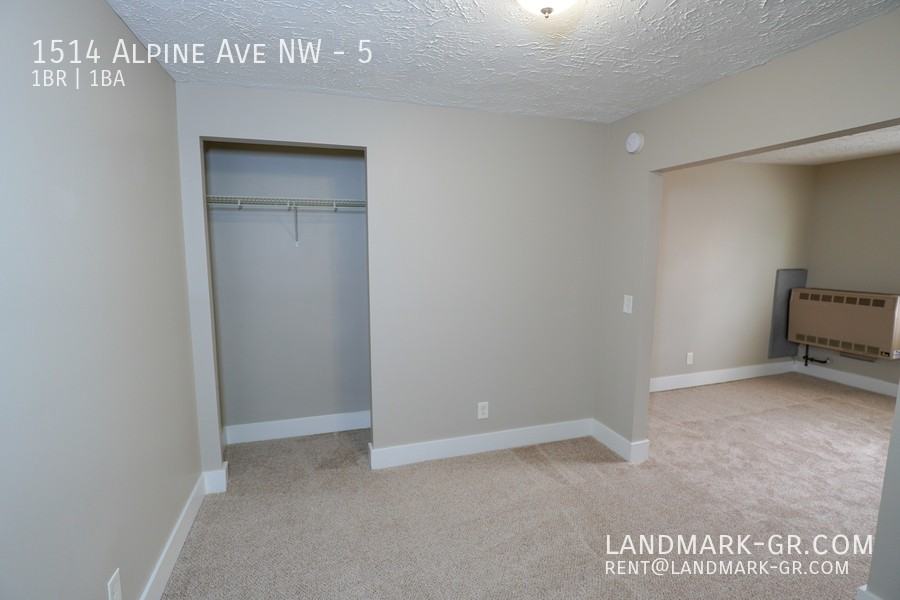 1514 Alpine Ave Nw #5 - Photo 6 of 13