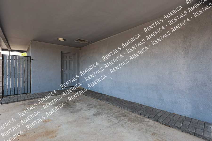 3213 S Albert Ave - Photo 3 of 39