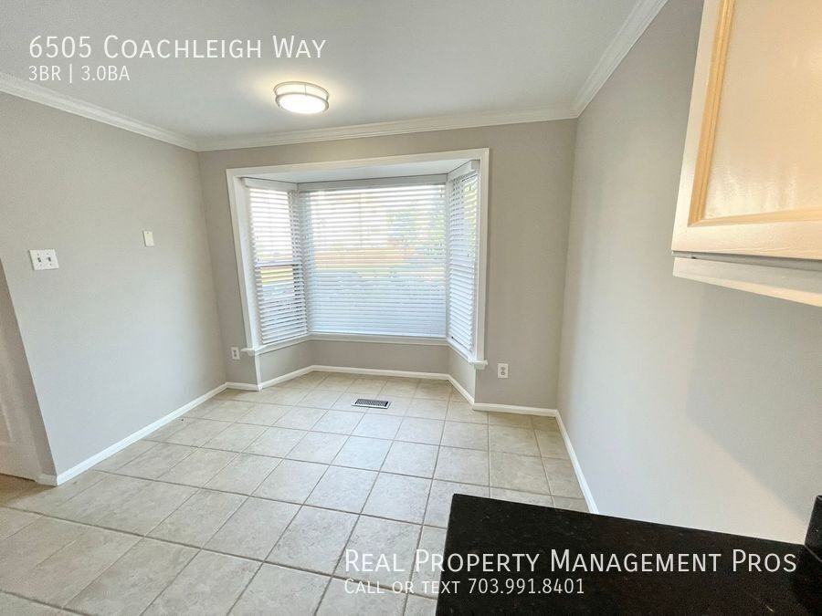 6505 Coachleigh Way - Photo 5 of 19