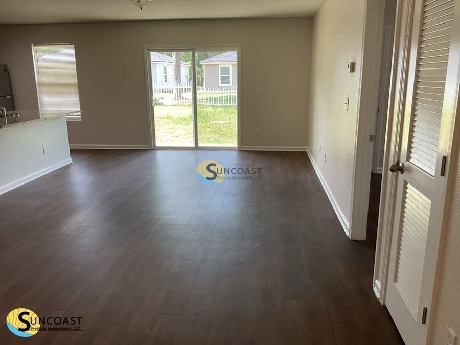 7835 Mariner St - Photo 2 of 26