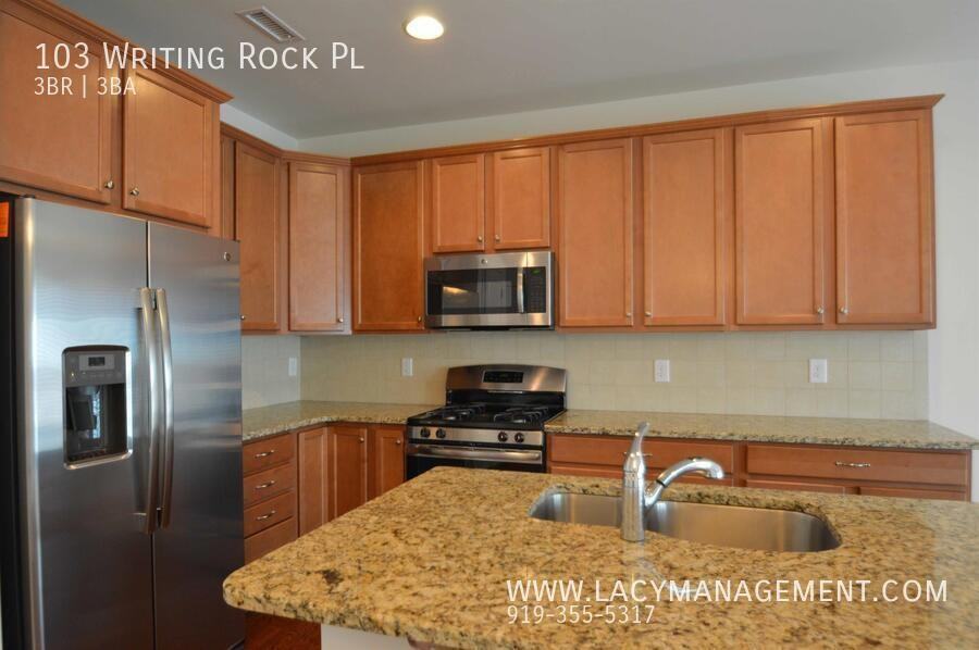 103 Writing Rock Pl #1 - Photo 5 of 31