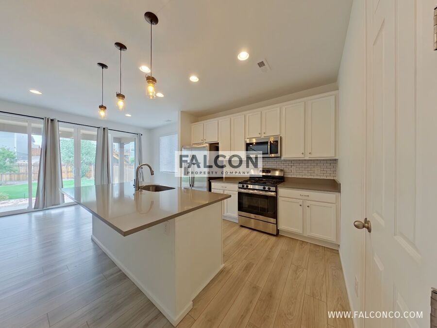 9831 Jaggar Way - Photo 3 of 25