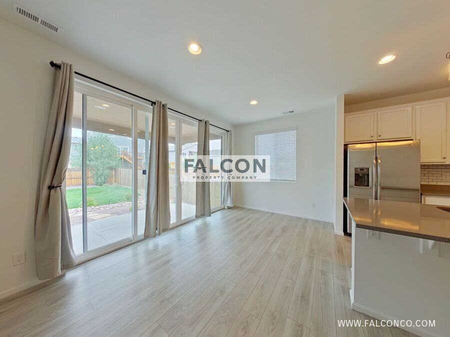 9831 Jaggar Way - Photo 5 of 25