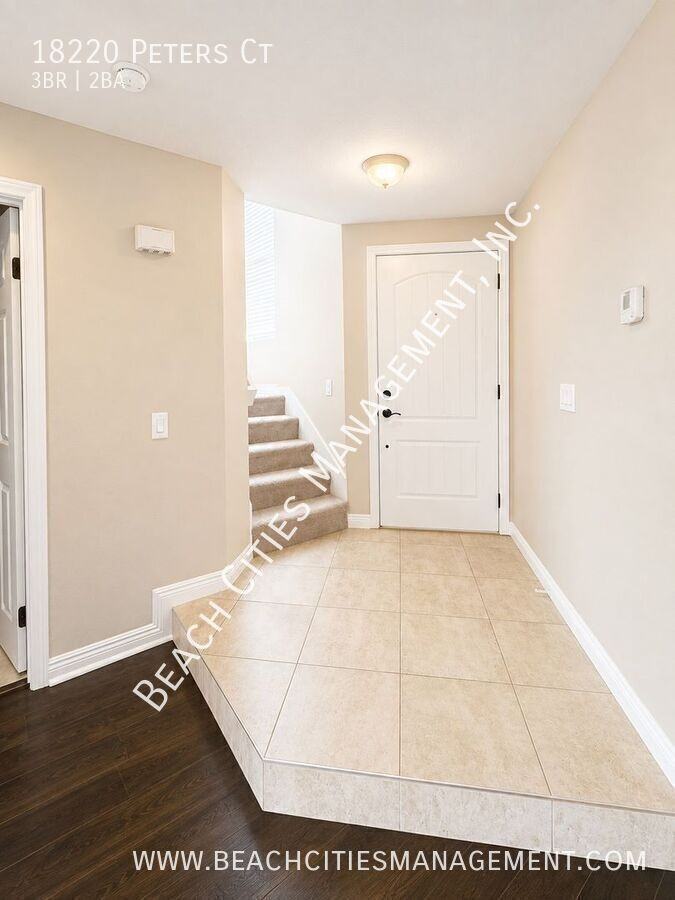 18220 Peters Ct - Photo 4 of 50