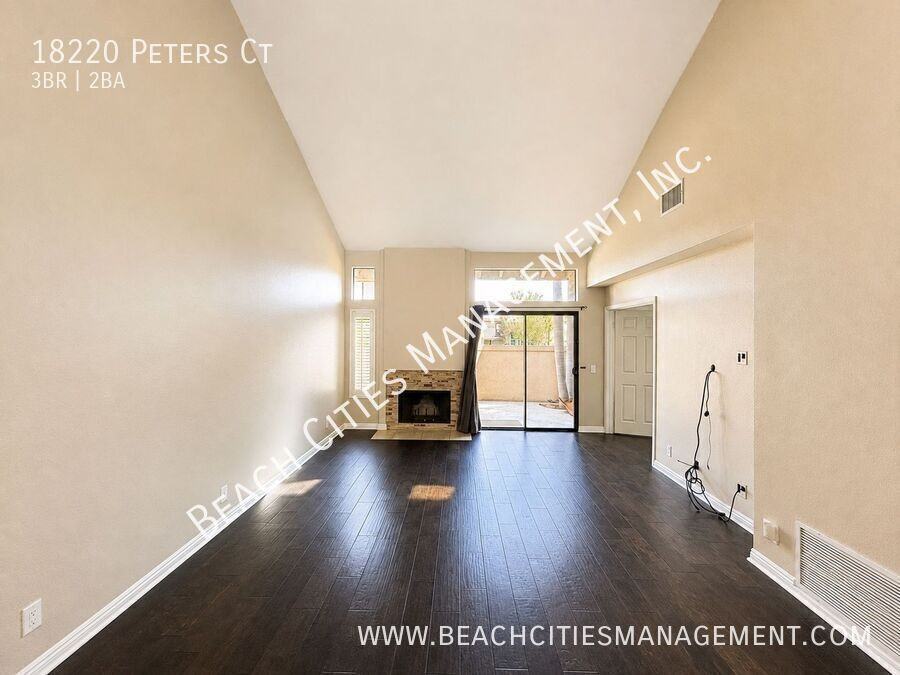 18220 Peters Ct - Photo 5 of 50
