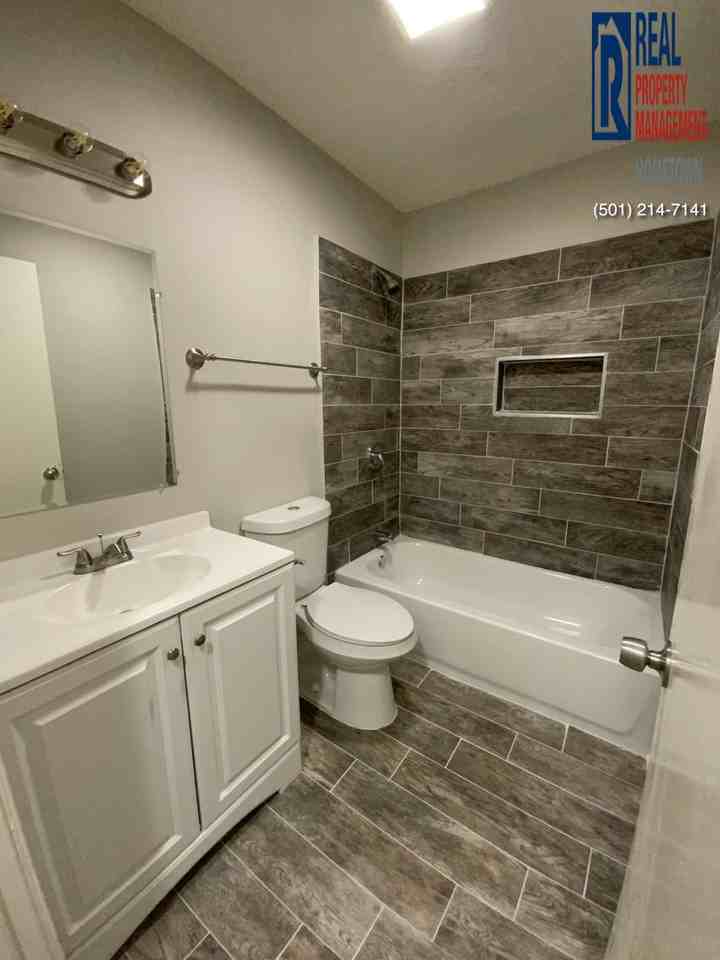 14225 Clayton Dr - Photo 5 of 10