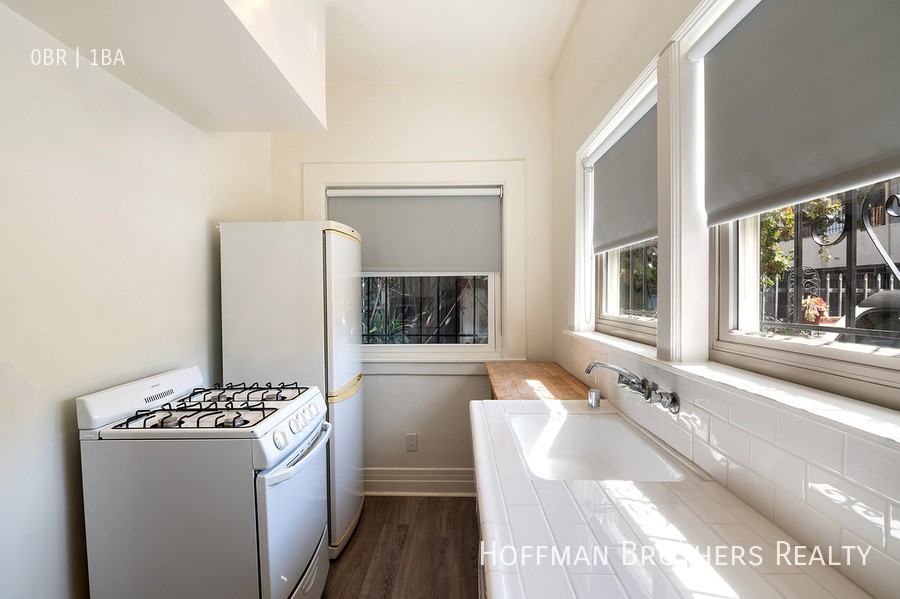 254 S Vendome St #6 - Photo 2 of 50
