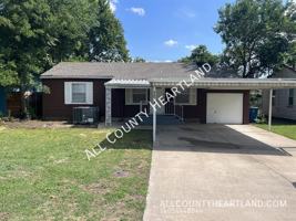 featured image of 7218 Se 15th St