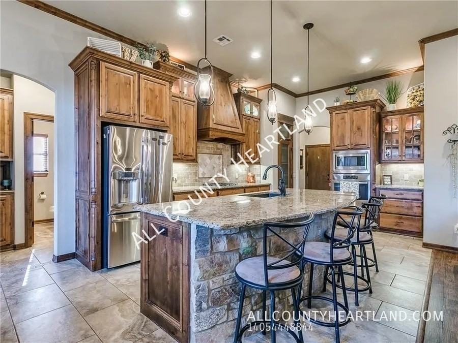 12609 Nw 7th Ct - Photo 4 of 12