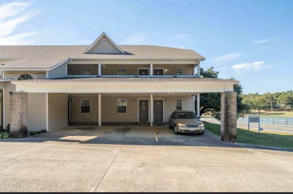 472 Catherine Park Rd #MN - Photo 4 of 9