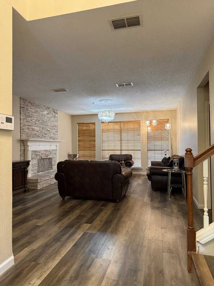 4610 Bay Point Dr #NA - Photo 6 of 19