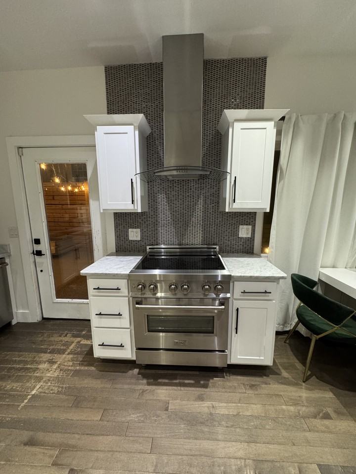 253 35th Ave N #NA - Photo 5 of 26