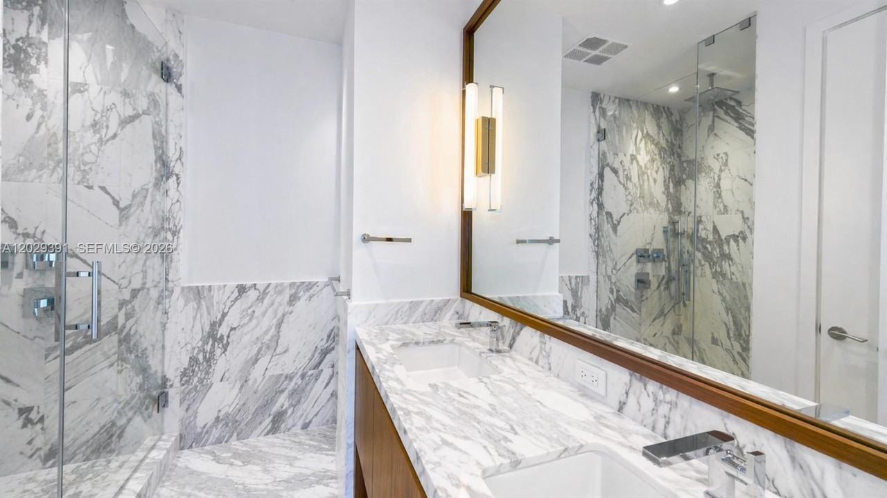 174 Se 25th Rd #504 - Photo 6 of 7