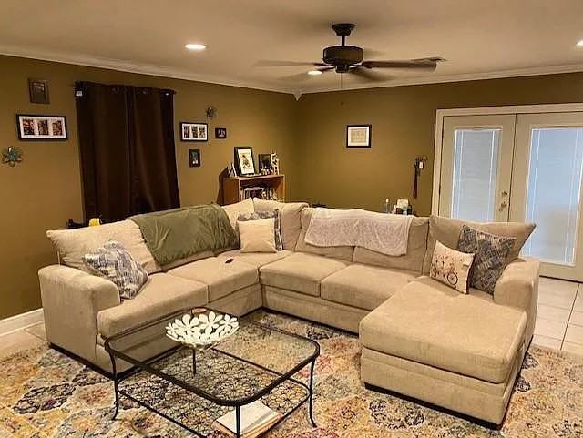 4436 Chalfant Dr #NA - Photo 3 of 8