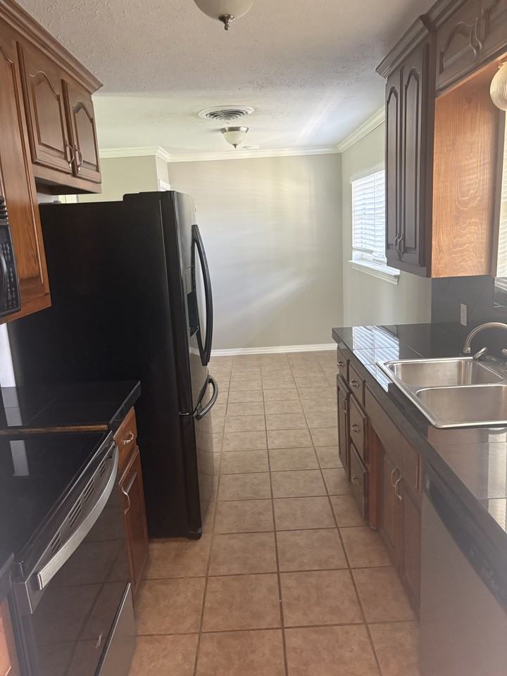127 Georgetown Ln #NA - Photo 3 of 21