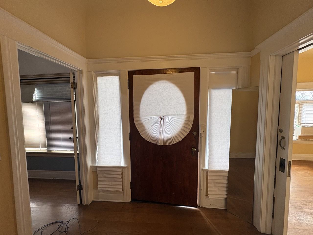 2713 S La Salle Ave #NA - Photo 4 of 34